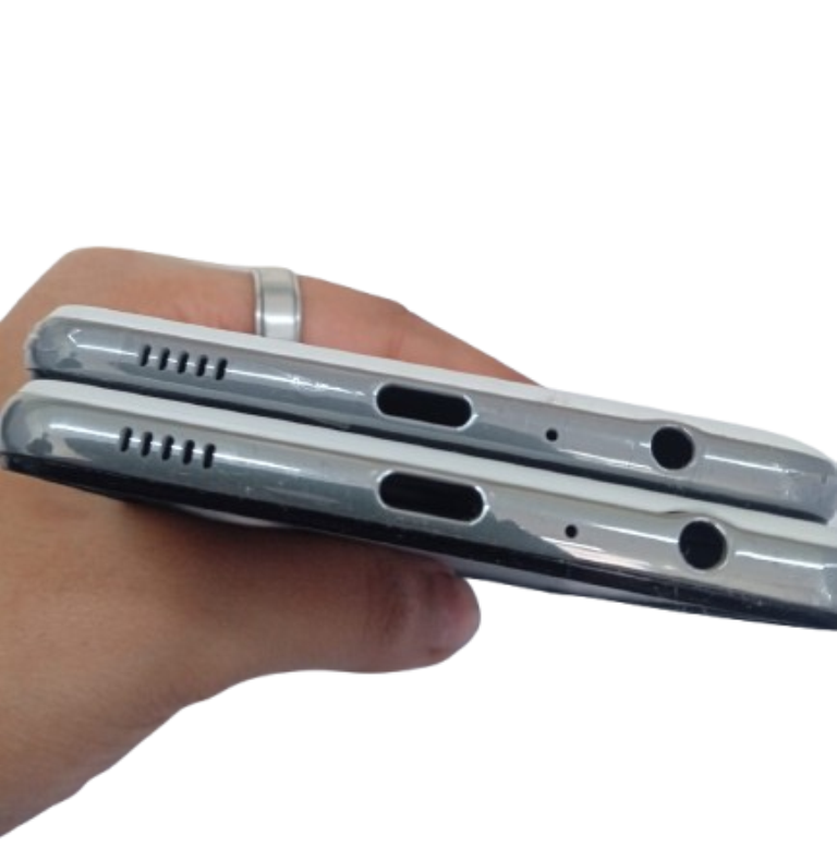 Back Panel And Middle Frame For Samsung Galaxy A72