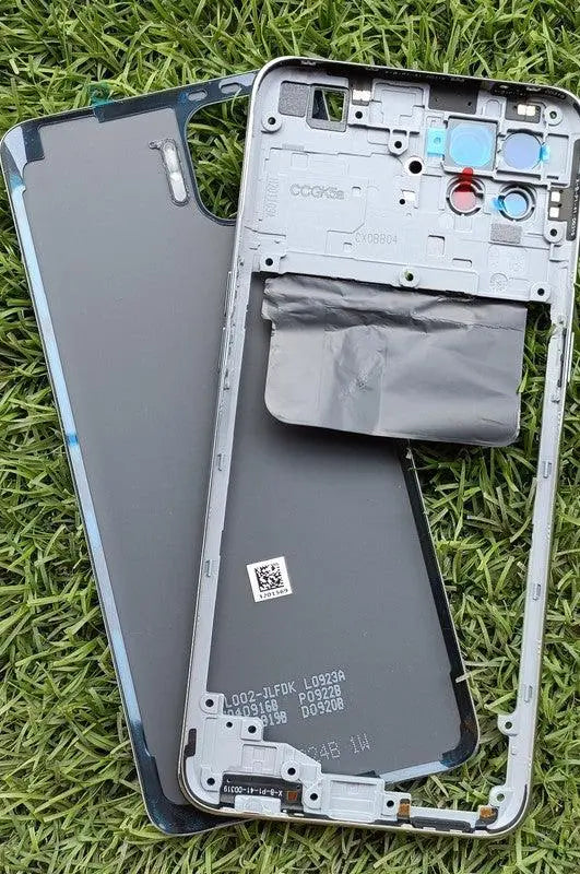 Mozomart Battery Door Back Panel Housing for Oppo F17 Pro : White - Zeespares.in